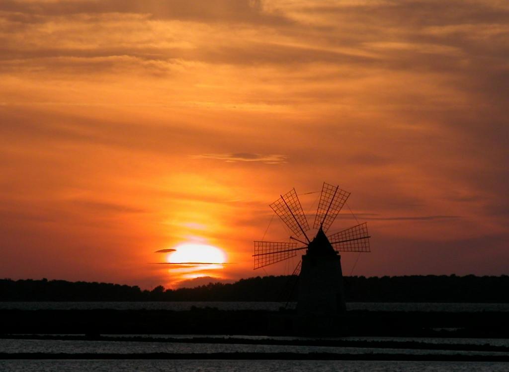 Delfino Beach Hotel Marsala Esterno foto