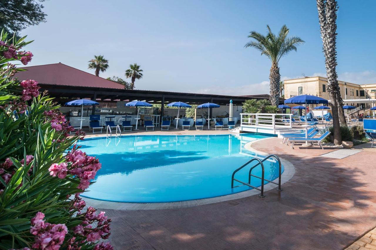 Delfino Beach Hotel Marsala Esterno foto
