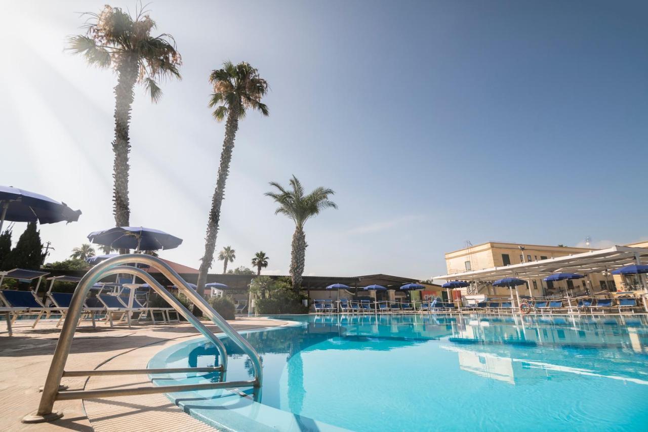 Delfino Beach Hotel Marsala Esterno foto